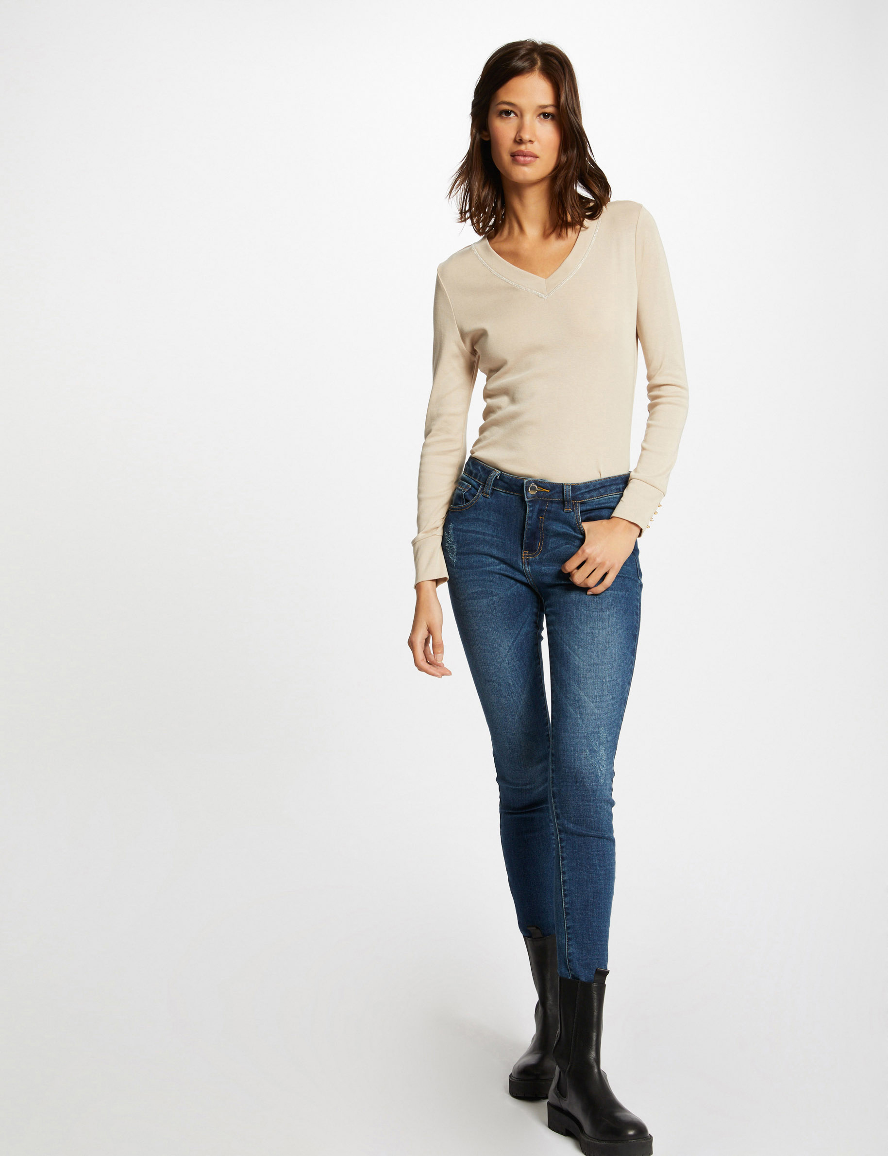 T-shirt manches longues avec col en V mastic femme T-shirt manches longues avec col en V mastic femme
