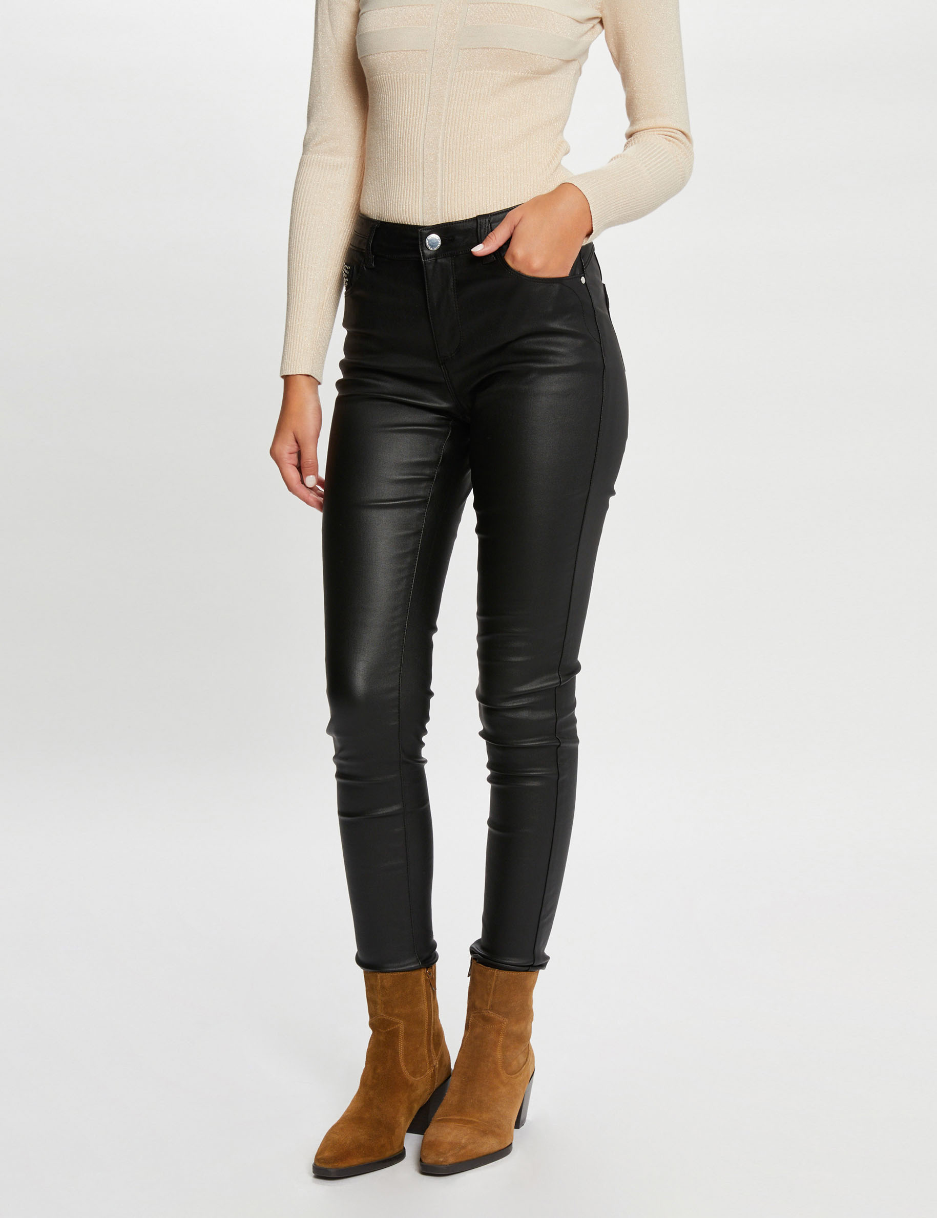 Image of Pantalon skinny enduit à strass noir femme