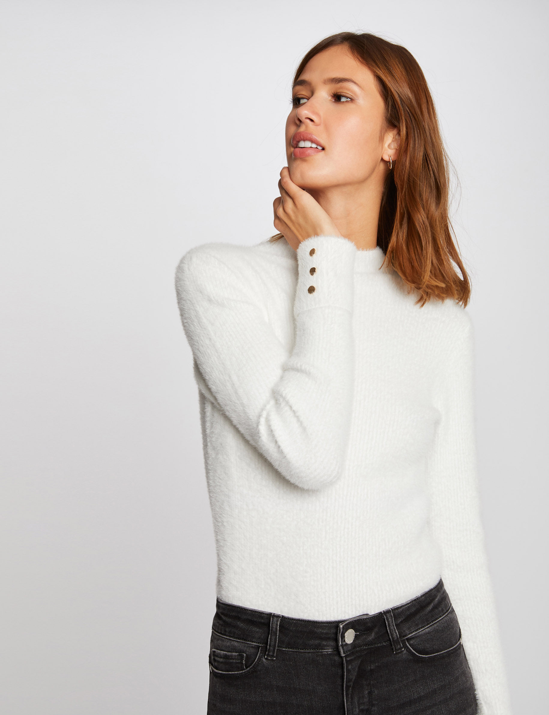 Pull manches longues maille duveteuse ecru femme Pull manches longues maille duveteuse ecru femme