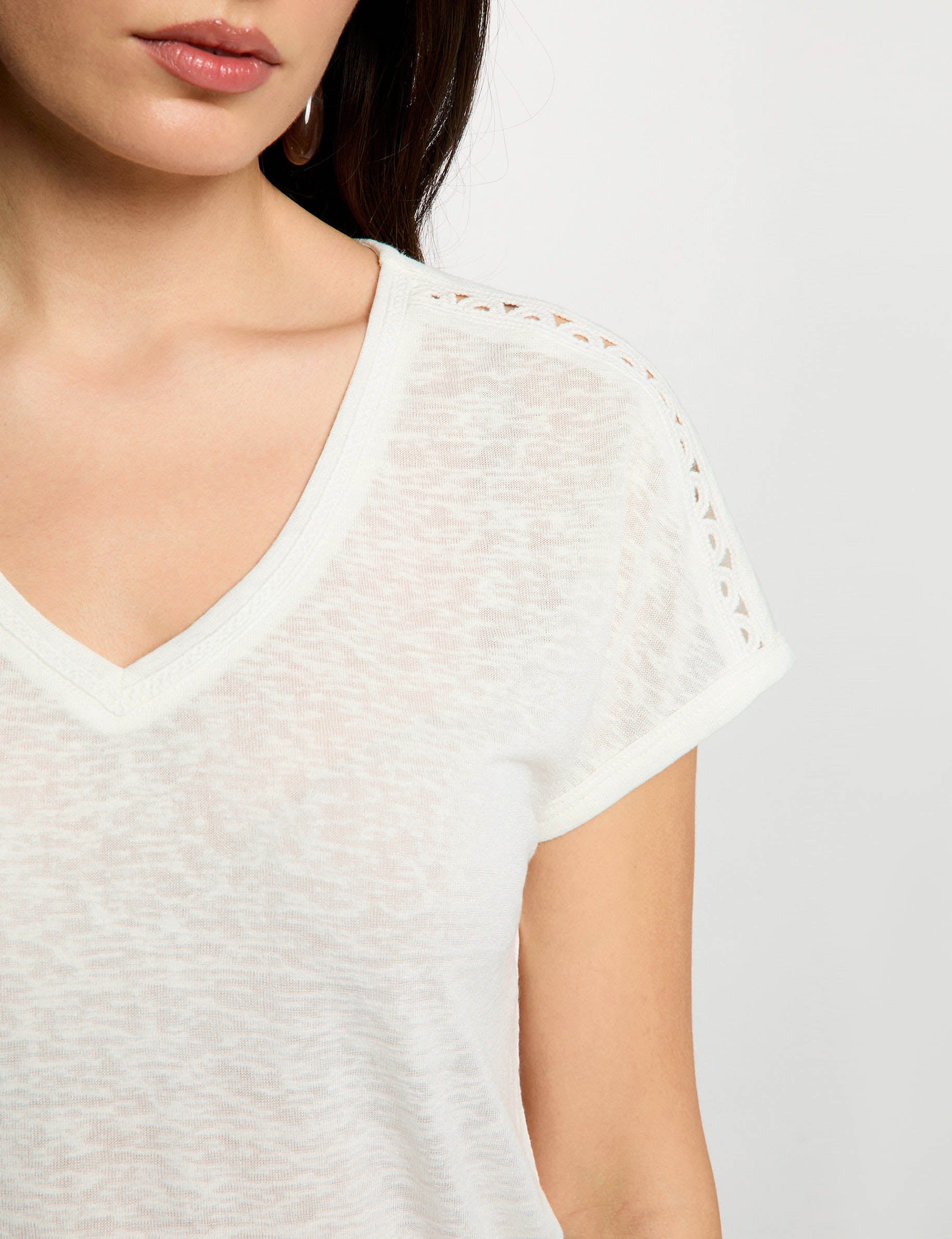 T-shirt col v manches courtes blanc femme