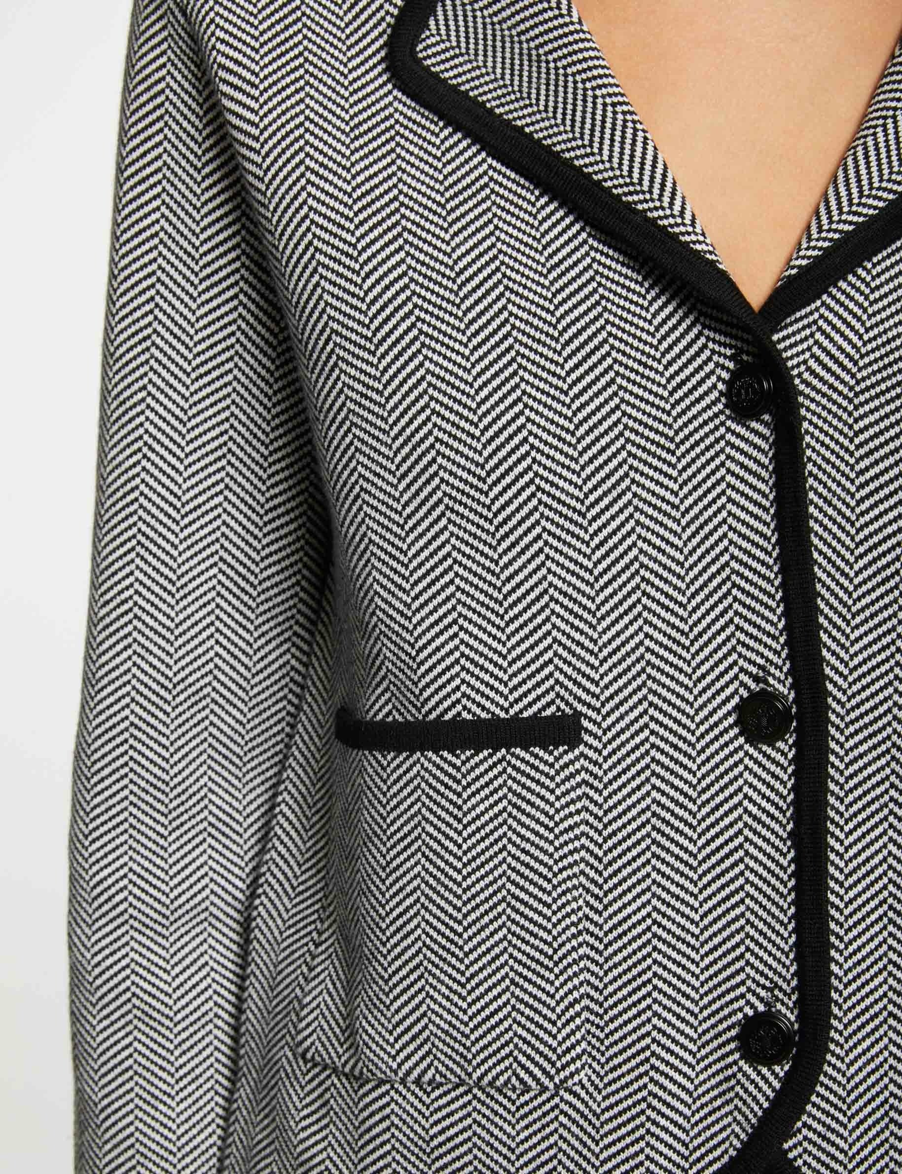veste tricot imprime chevron noir femme Veste tricot imprimé chevron noir femme