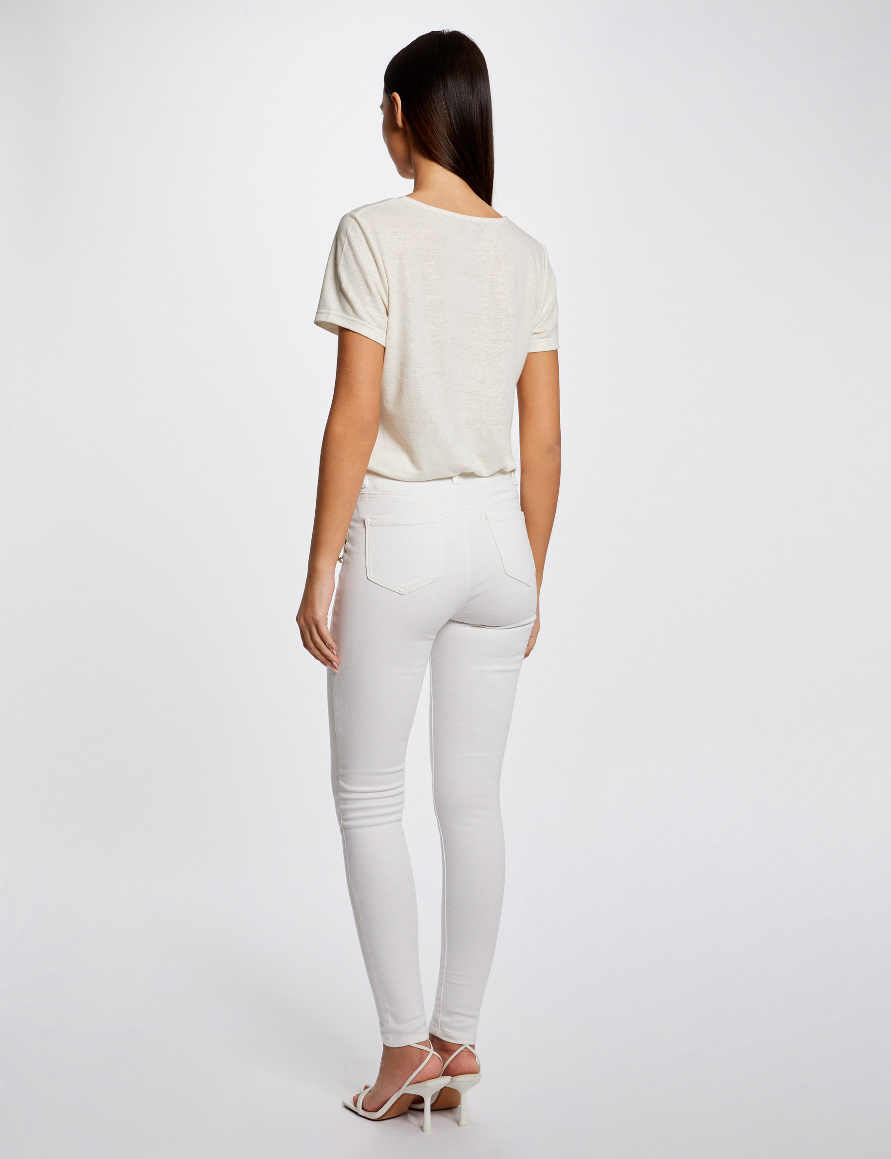 T-shirt manches courtes col en V ecru femme T-shirt manches courtes col en V ecru femme