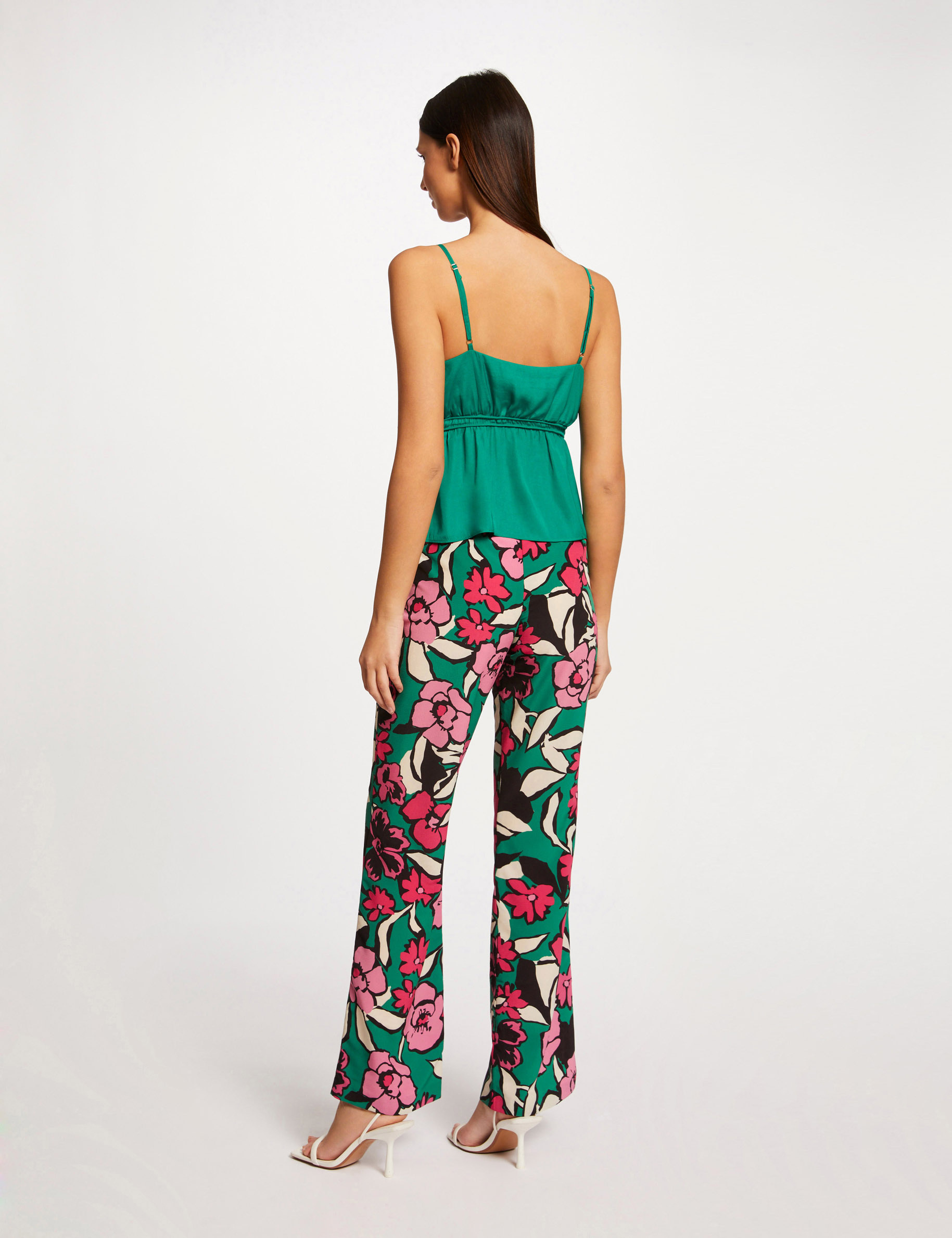 Blouse bretelles fines à ornements vert femme Blouse bretelles fines à ornements vert femme