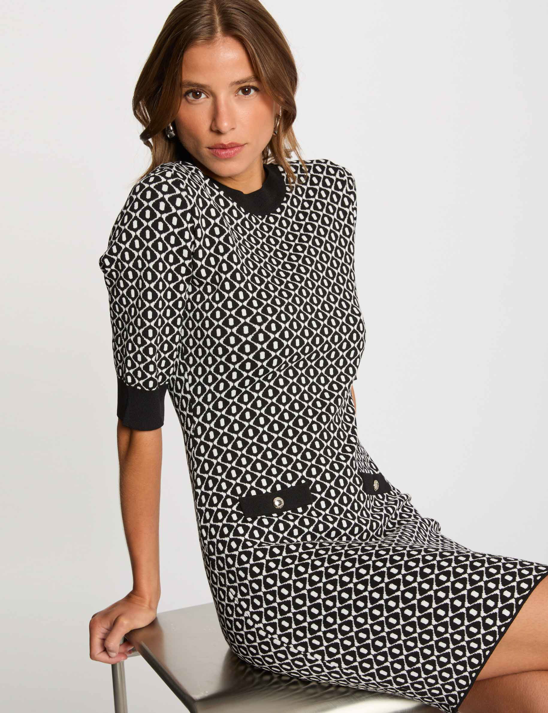 Robe tricot ajust&eacute;e imprim&eacute;e noir femme
