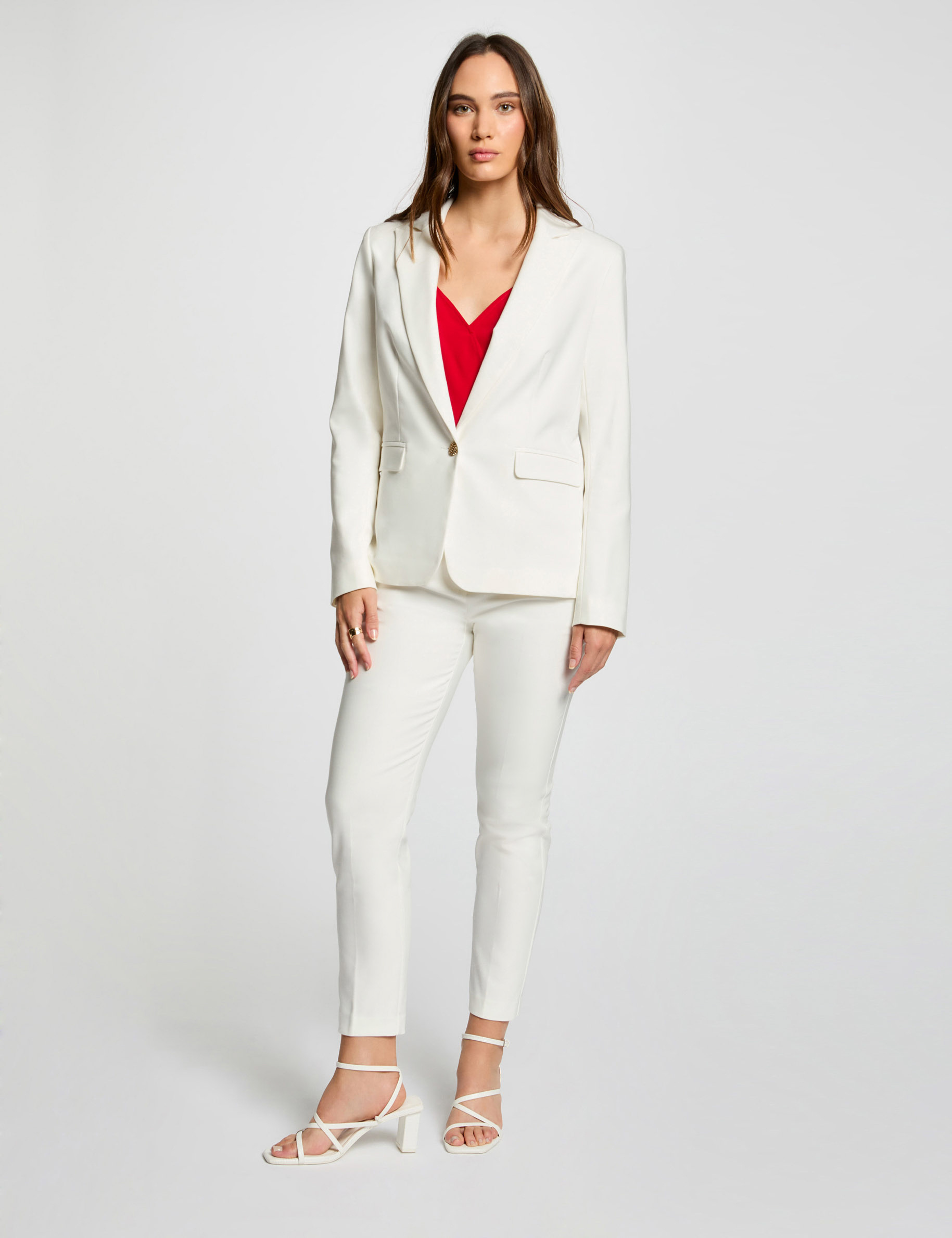 Veste tailleur droite boutonn&eacute;e ecru femme