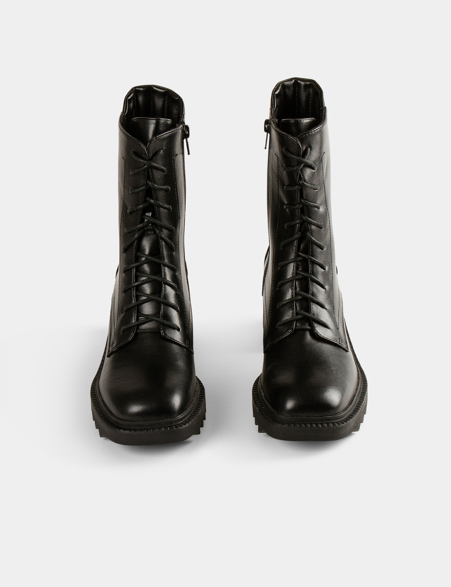 Bottines crantées à talons noir femme