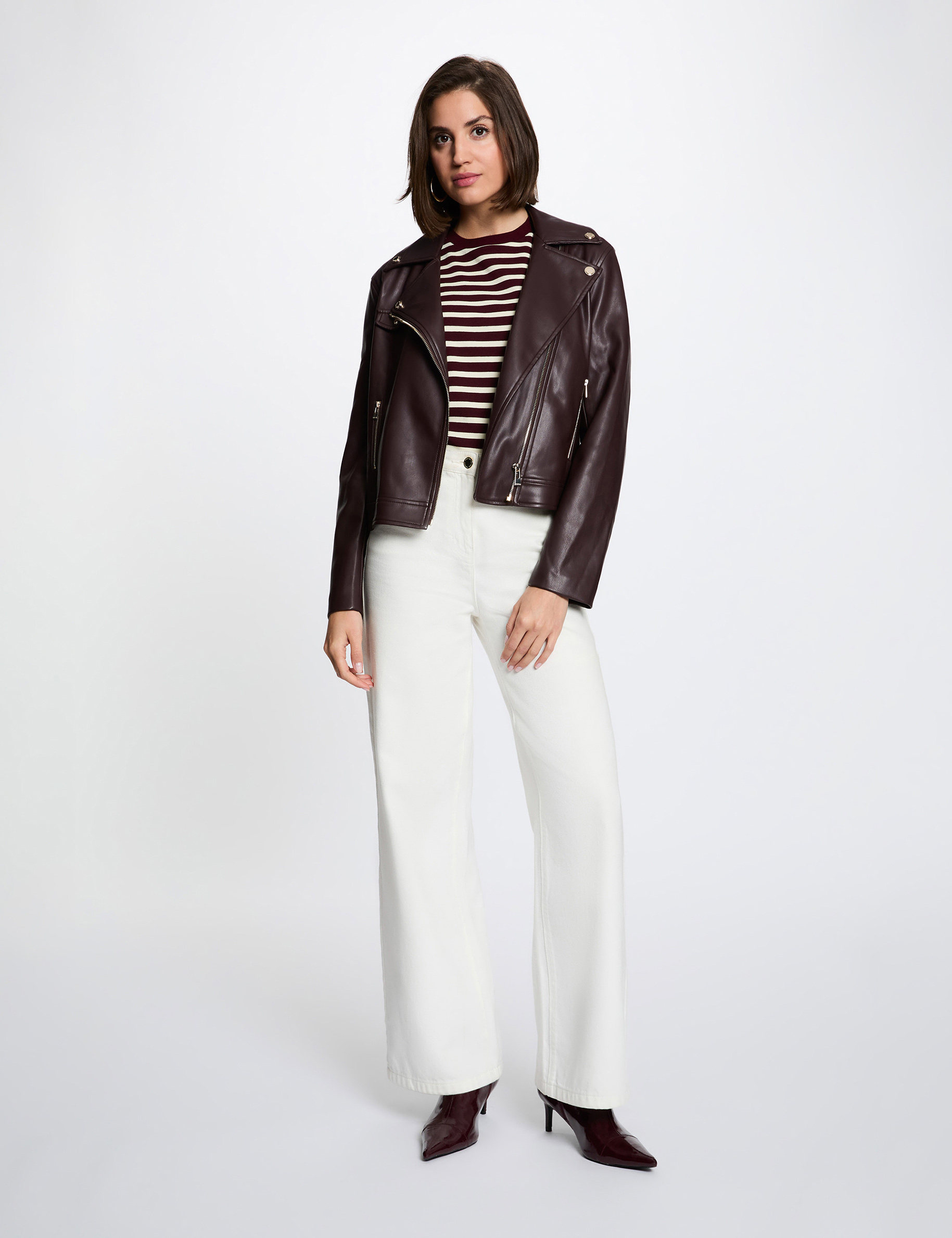 Blouson similicuir ajust&eacute; bordeaux femme