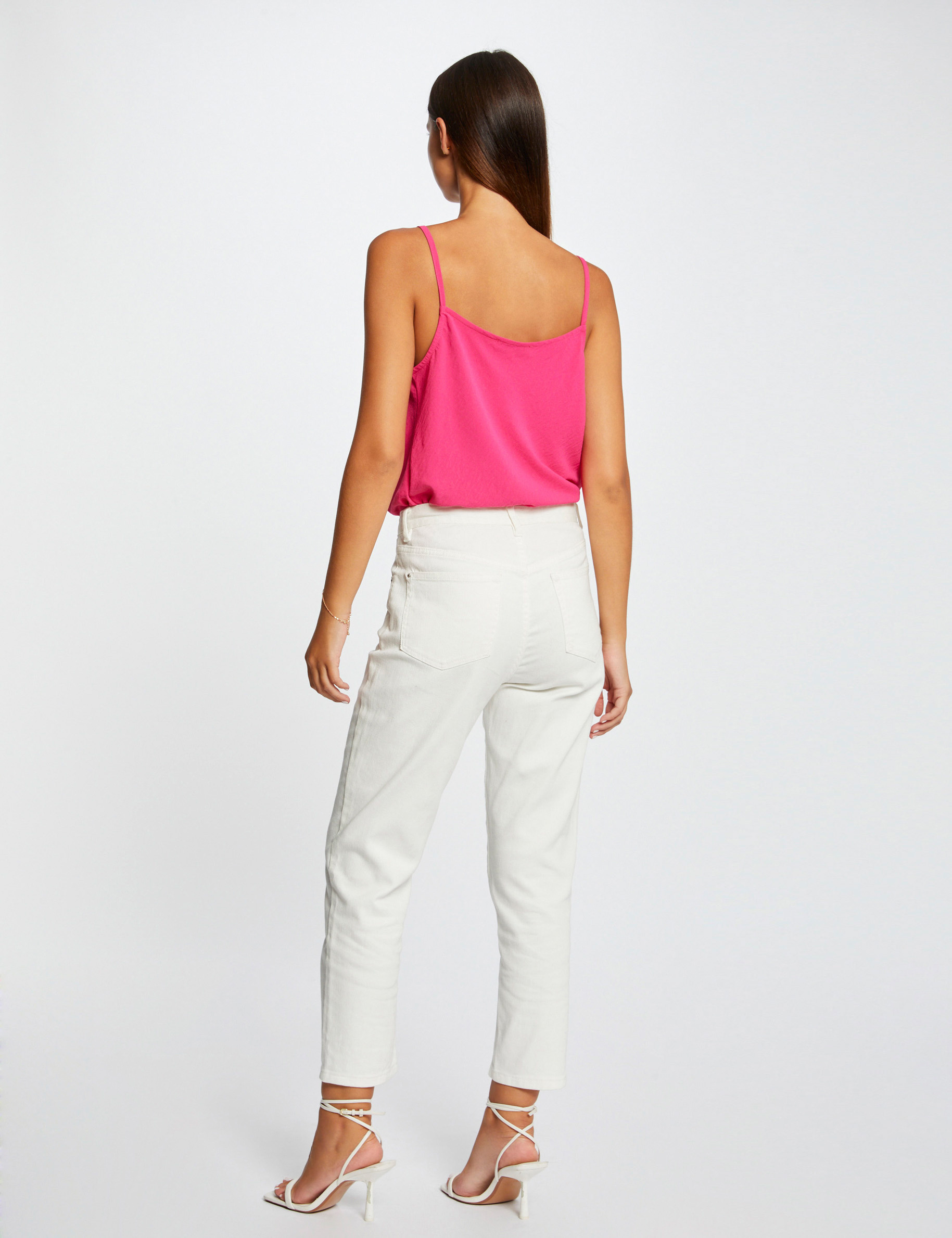 debardeur bretelles fines col benitier framboise femme Débardeur bretelles fines col bénitier framboise femme
