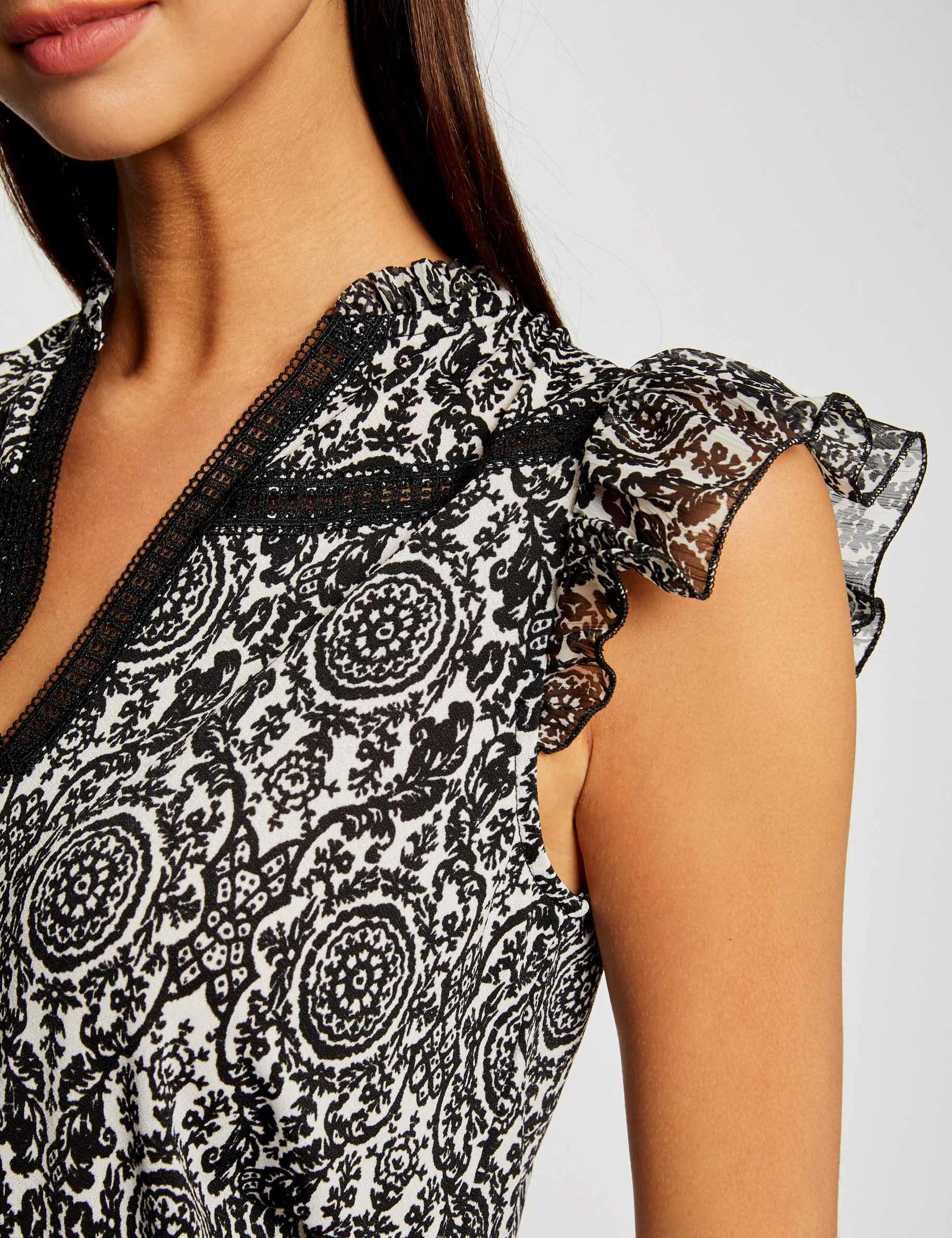 T-shirt manches courtes imprimé foulard multico femme T-shirt manches courtes imprimé foulard multico femme