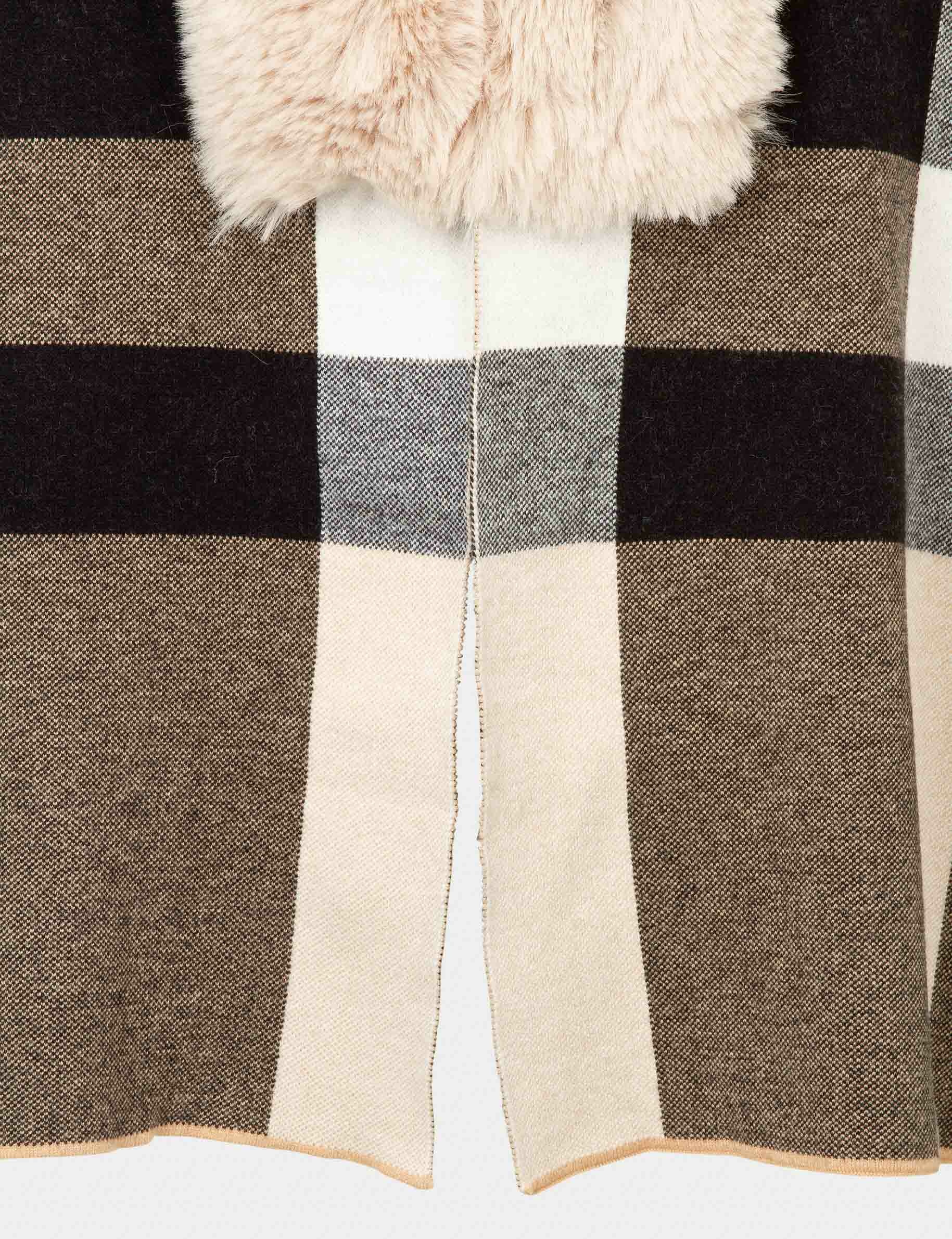 poncho a details imitation fourrure beige femme Poncho à détails imitation fourrure beige femme