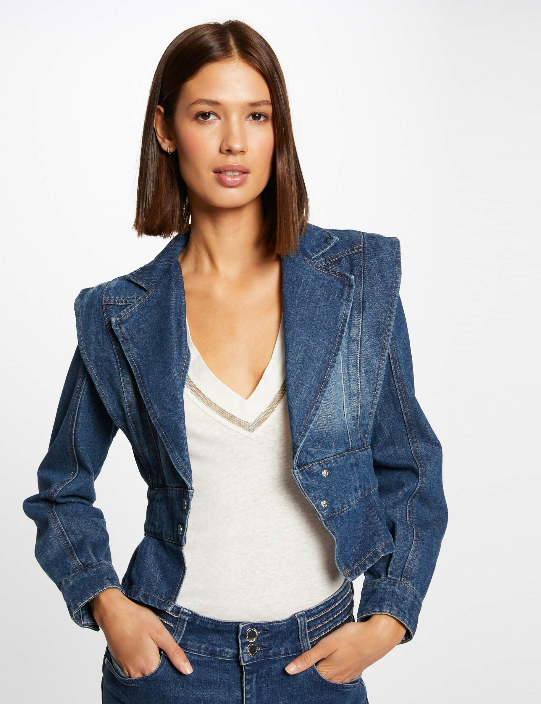 Veste cintrée en jean avec épaulettes jean stone femme Veste cintrée en jean avec épaulettes jean stone femme