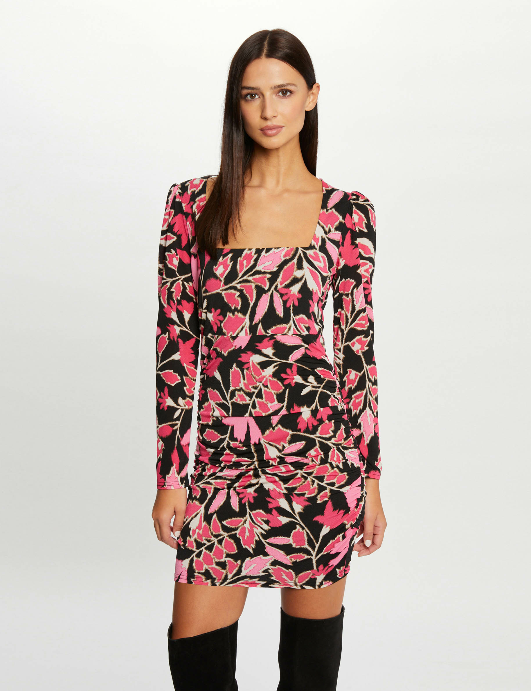robe ajustee encolure carree imprimee multico femme Robe ajustée encolure carrée imprimée multico femme