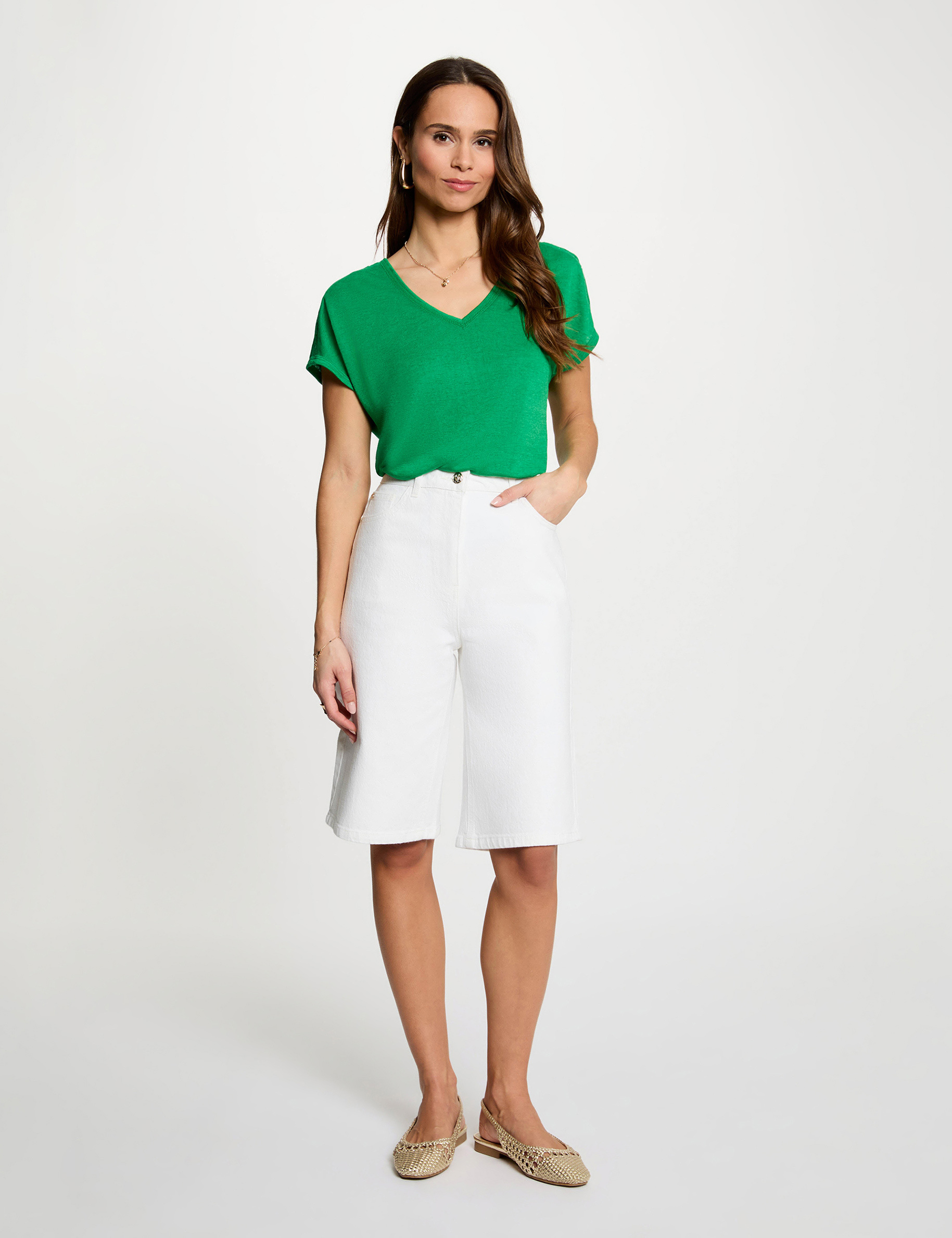 T-shirt col v manches courtes vert prairie femme