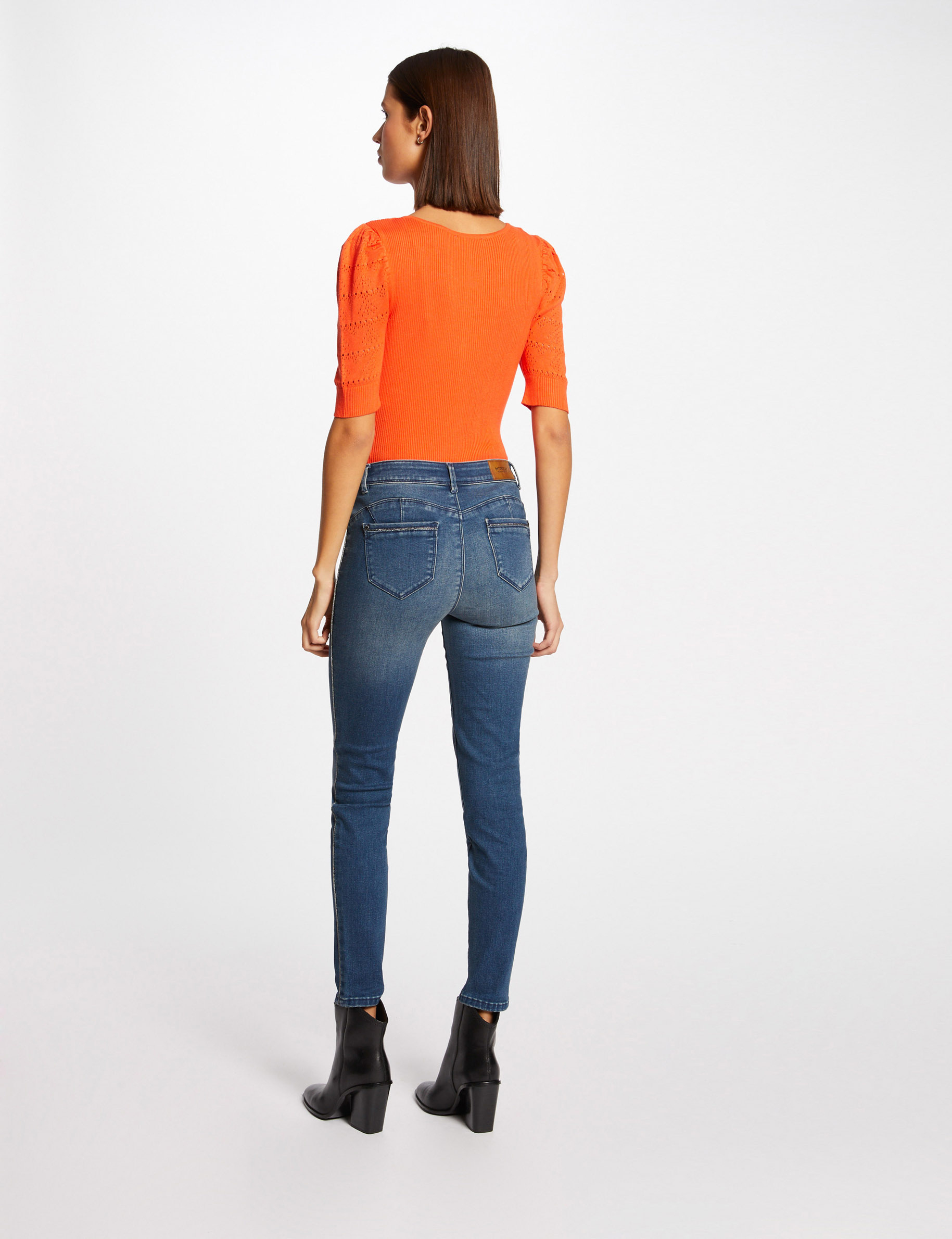 Pull manches courtes avec col en V orange femme Pull manches courtes avec col en V orange femme