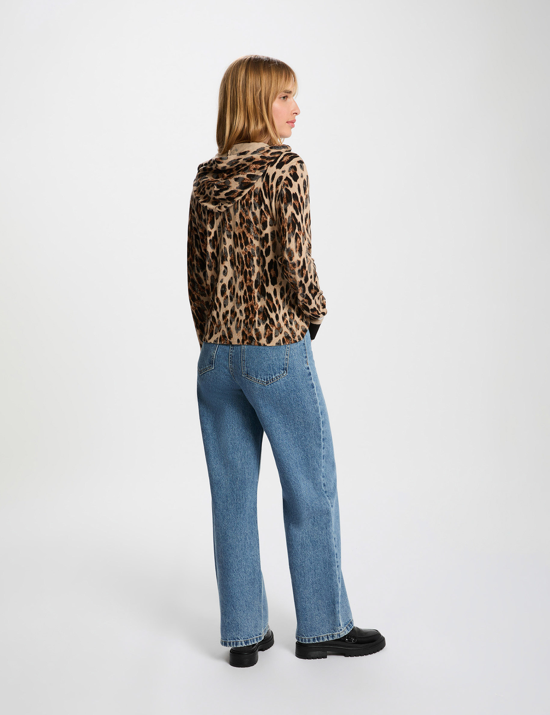 Pull droit &agrave; capuche multicolore femme