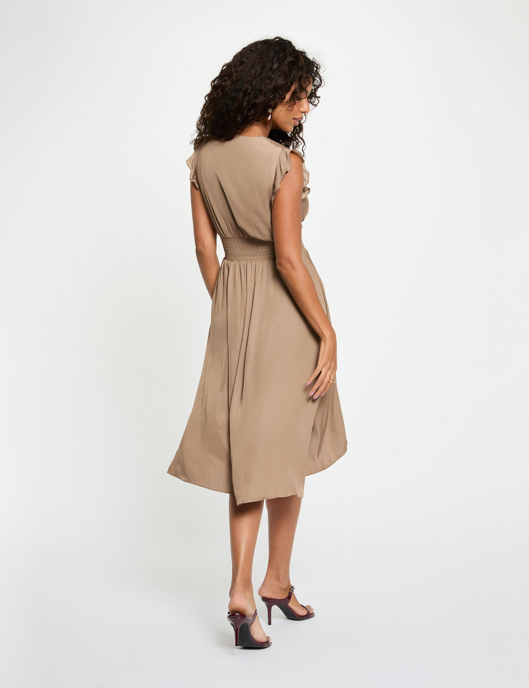 Robe droite fluide sans manches taupe femme