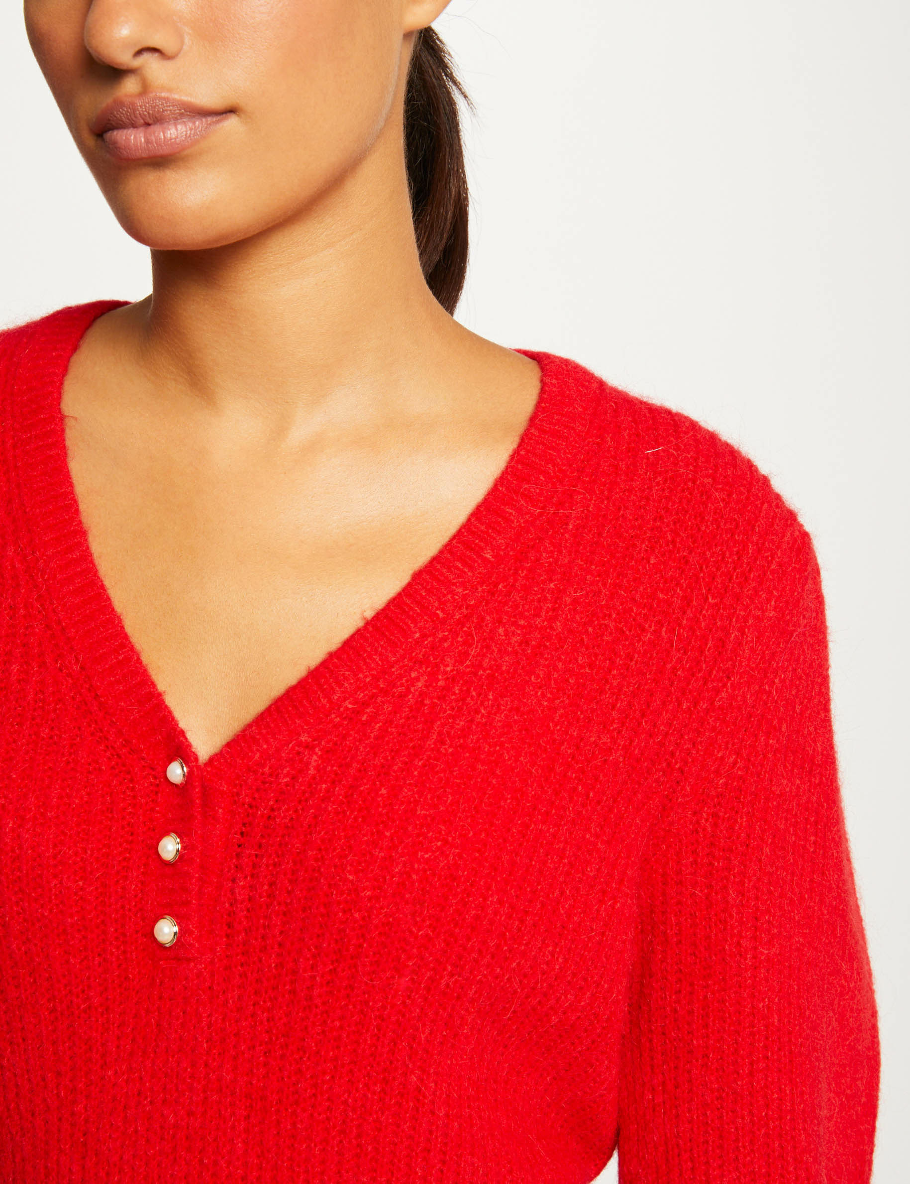 Pull manches longues à col en V rouge femme