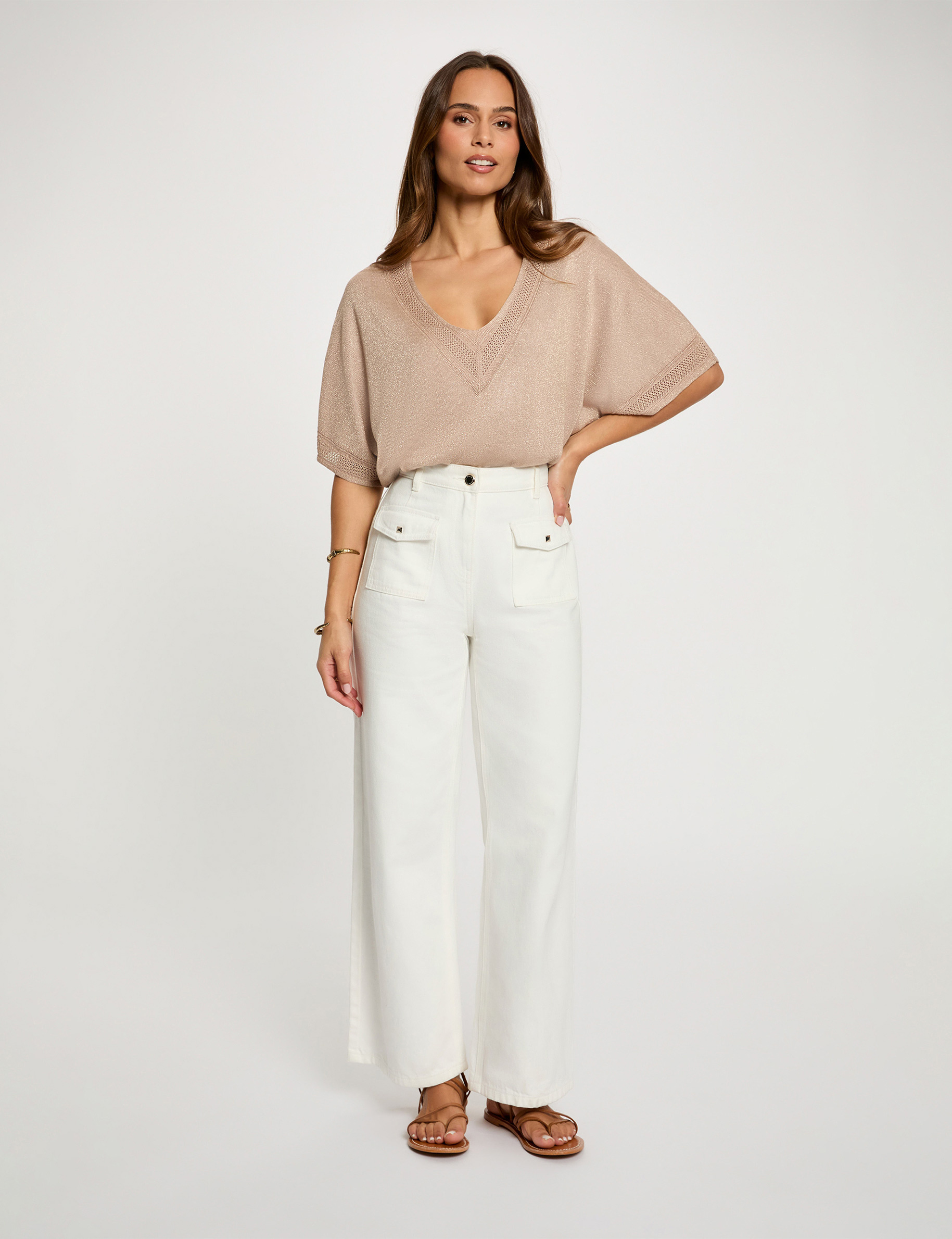 Pull col en V manches courtes taupe femme
