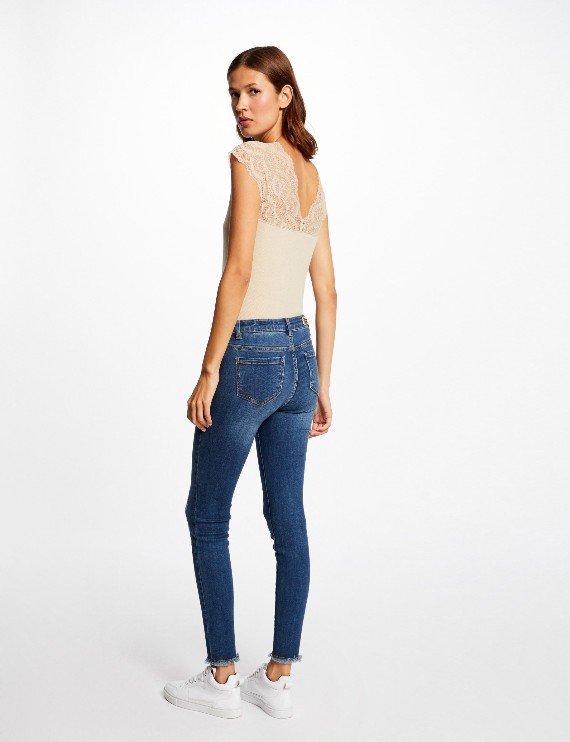 T-shirt manches courtes à dentelle beige femme