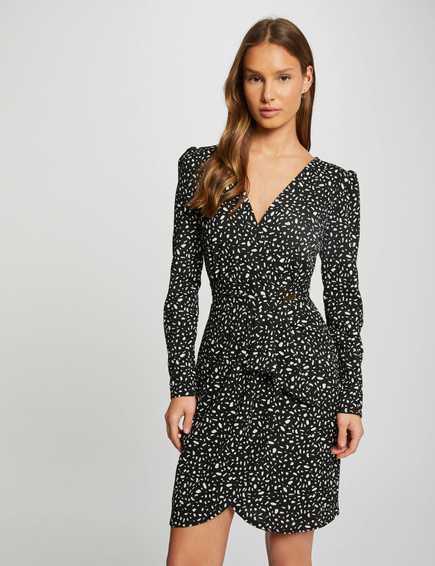 robe courte imprime abstrait noir femme Robe courte imprimé abstrait noir femme