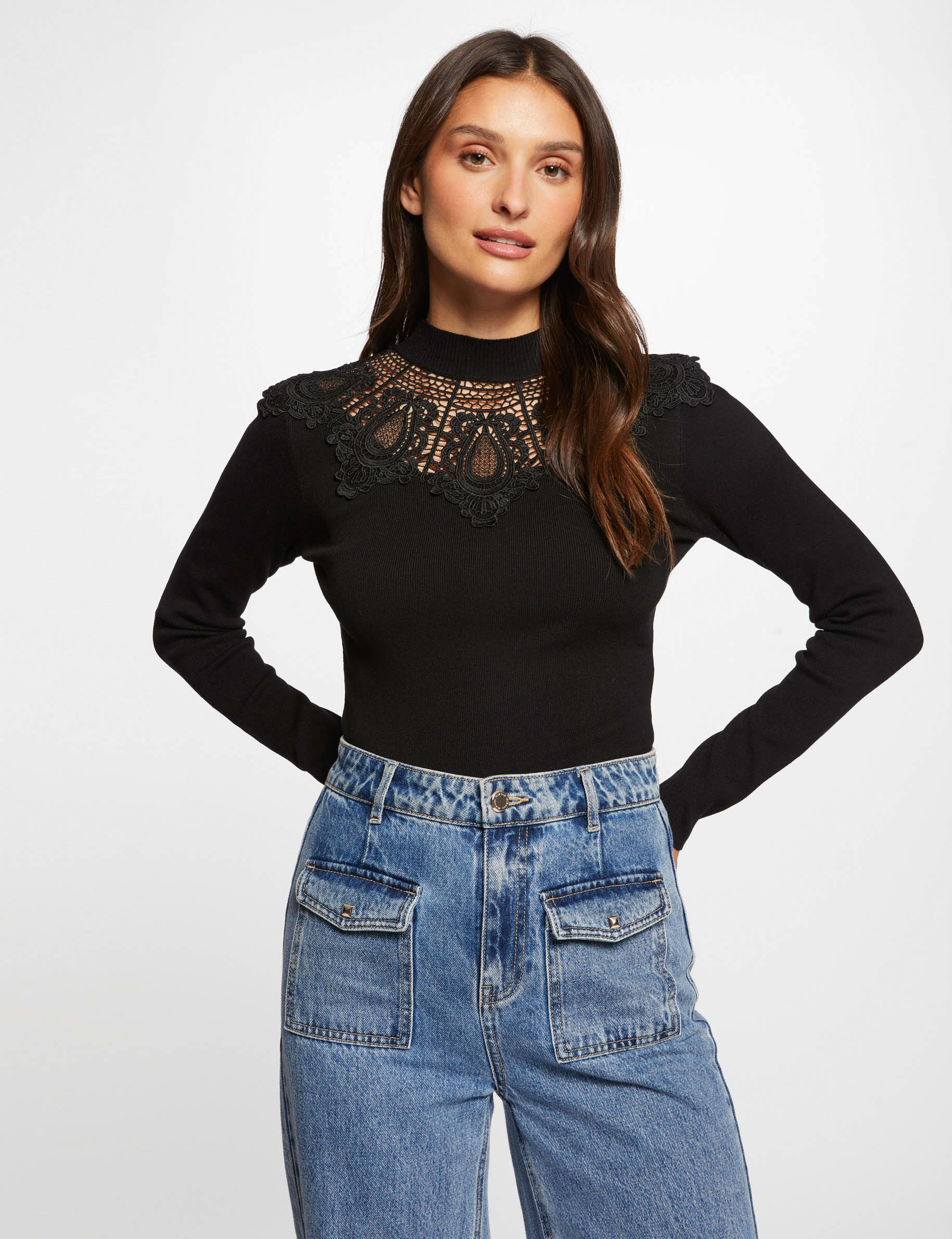 Pull col montant &agrave; dentelle noir femme