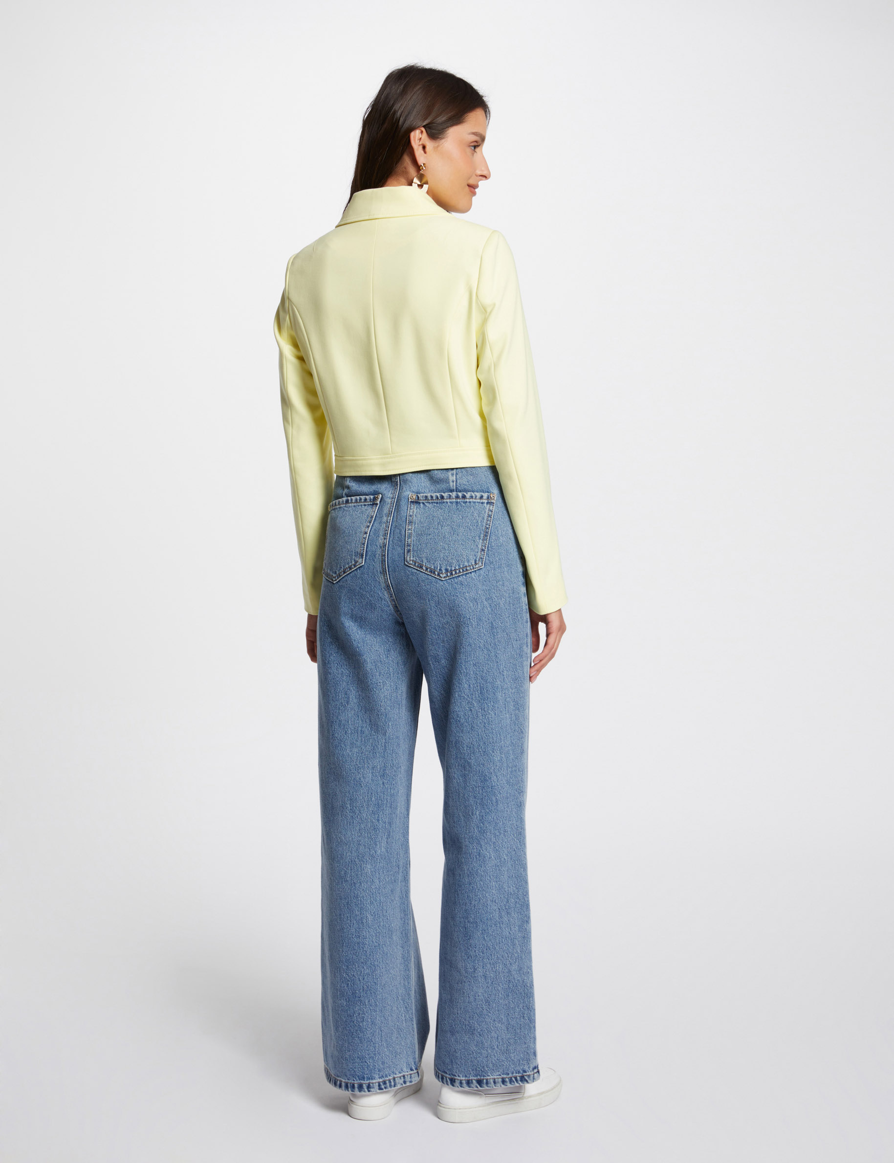 Veste courte boutonnée jaune clair femme