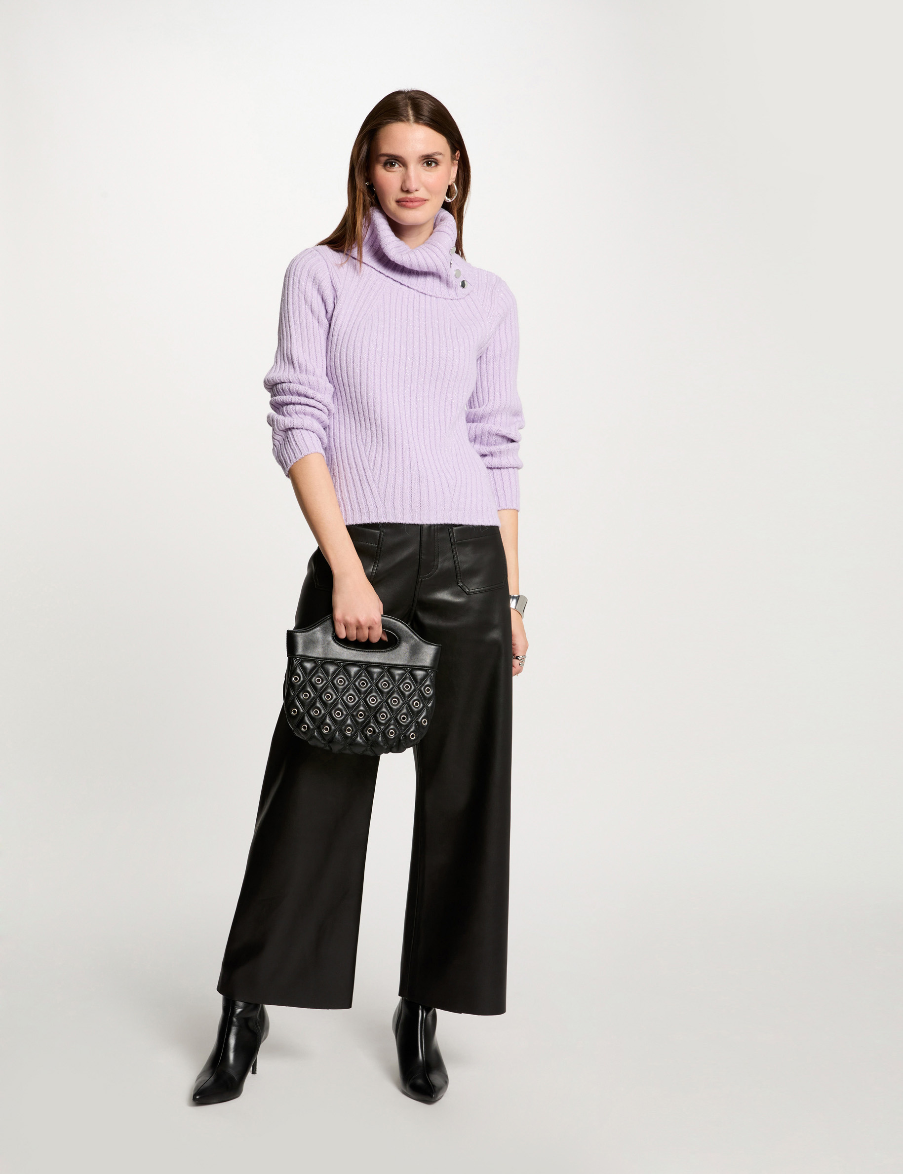 Pull col roulé à boutons parme femme