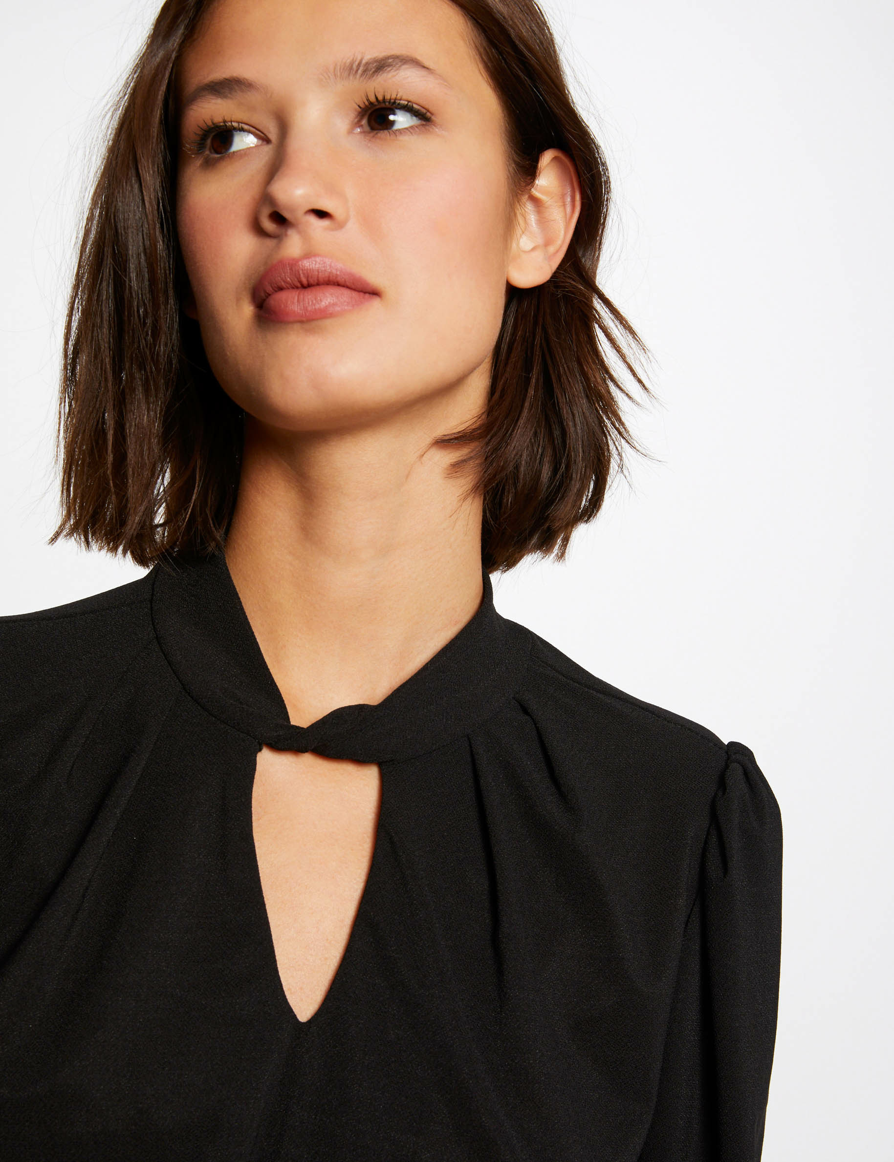 T-shirt manches longues taille smockée noir femme