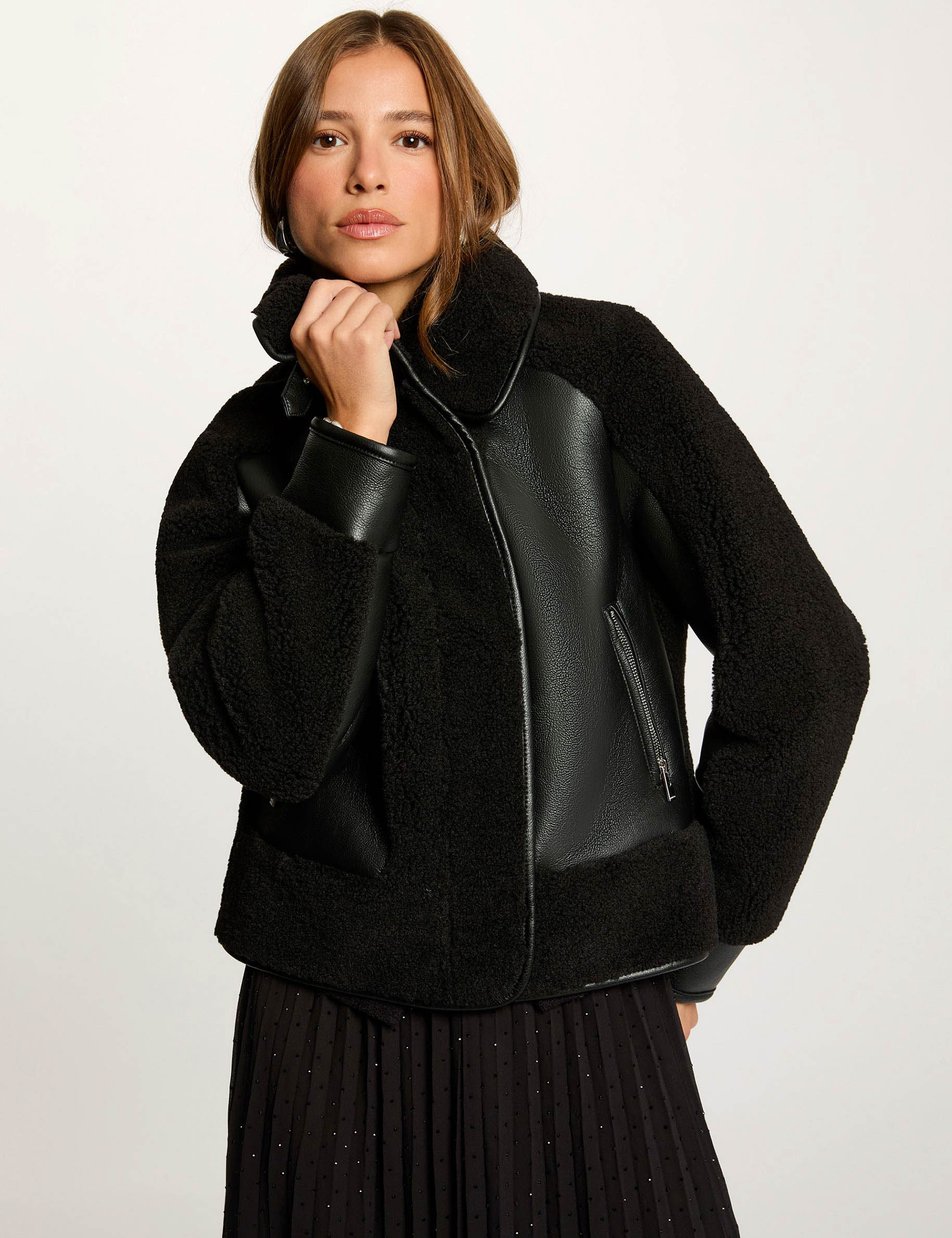 Manteau court col tailleur noir femme