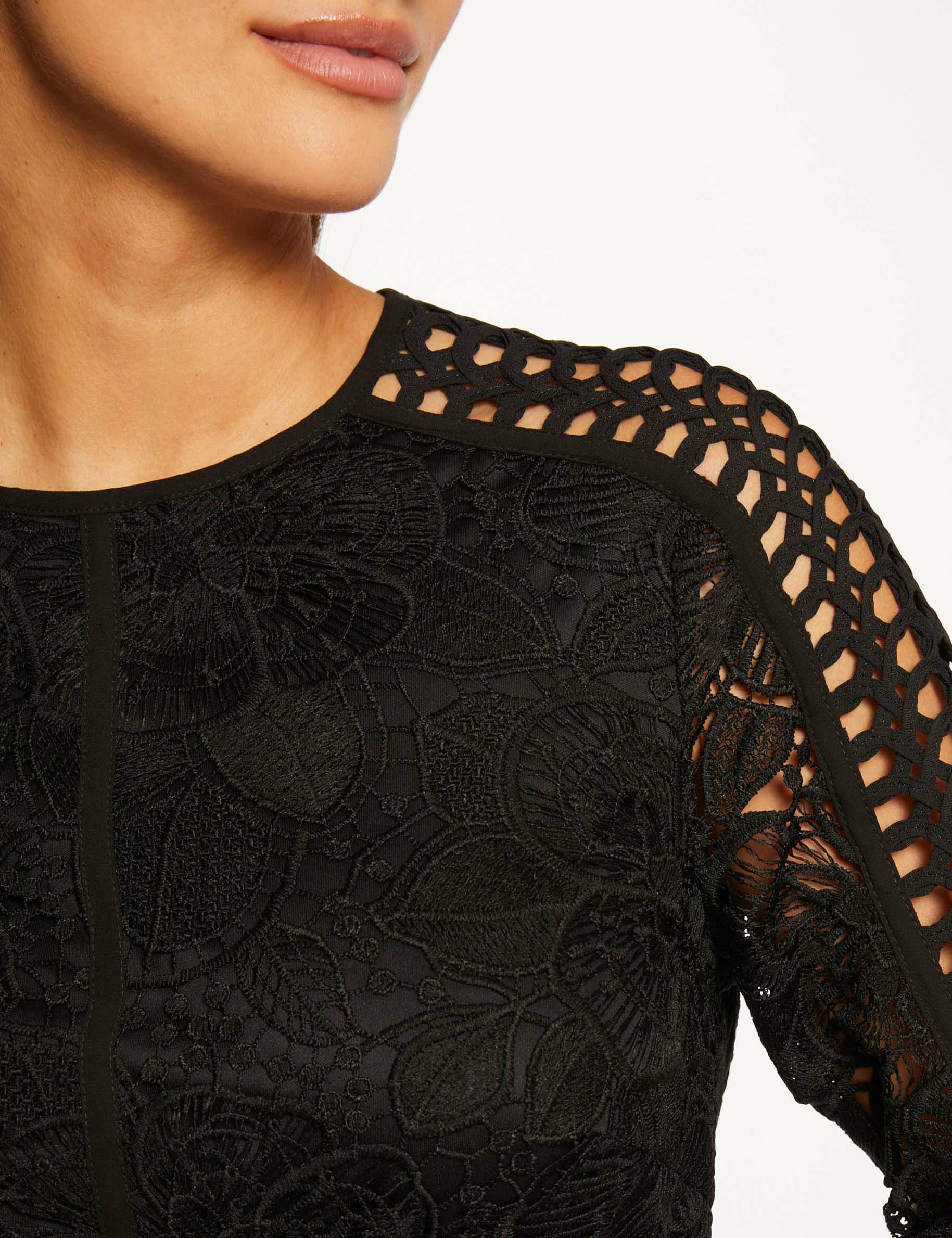 combinaison droite en dentelle noir femme Combinaison droite en dentelle noir femme