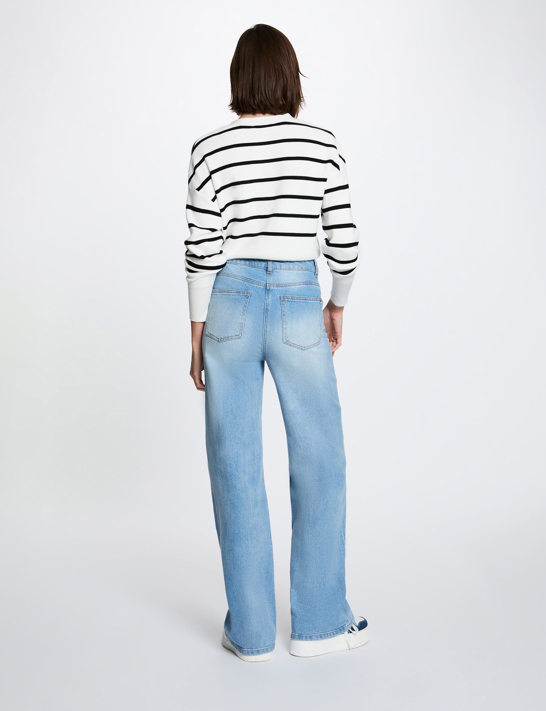Pull ray&eacute; col v blanc femme