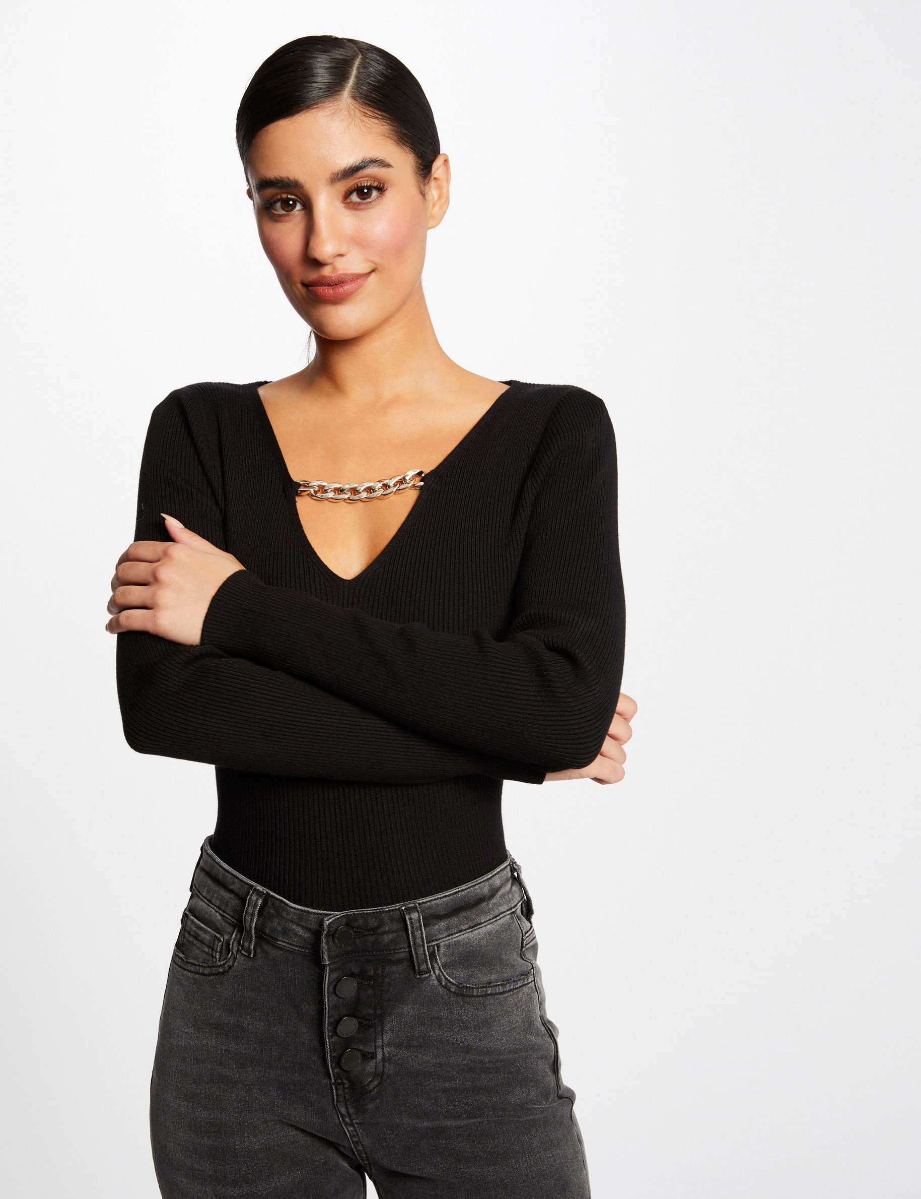 Pull manches longues à détail chaîne noir femme