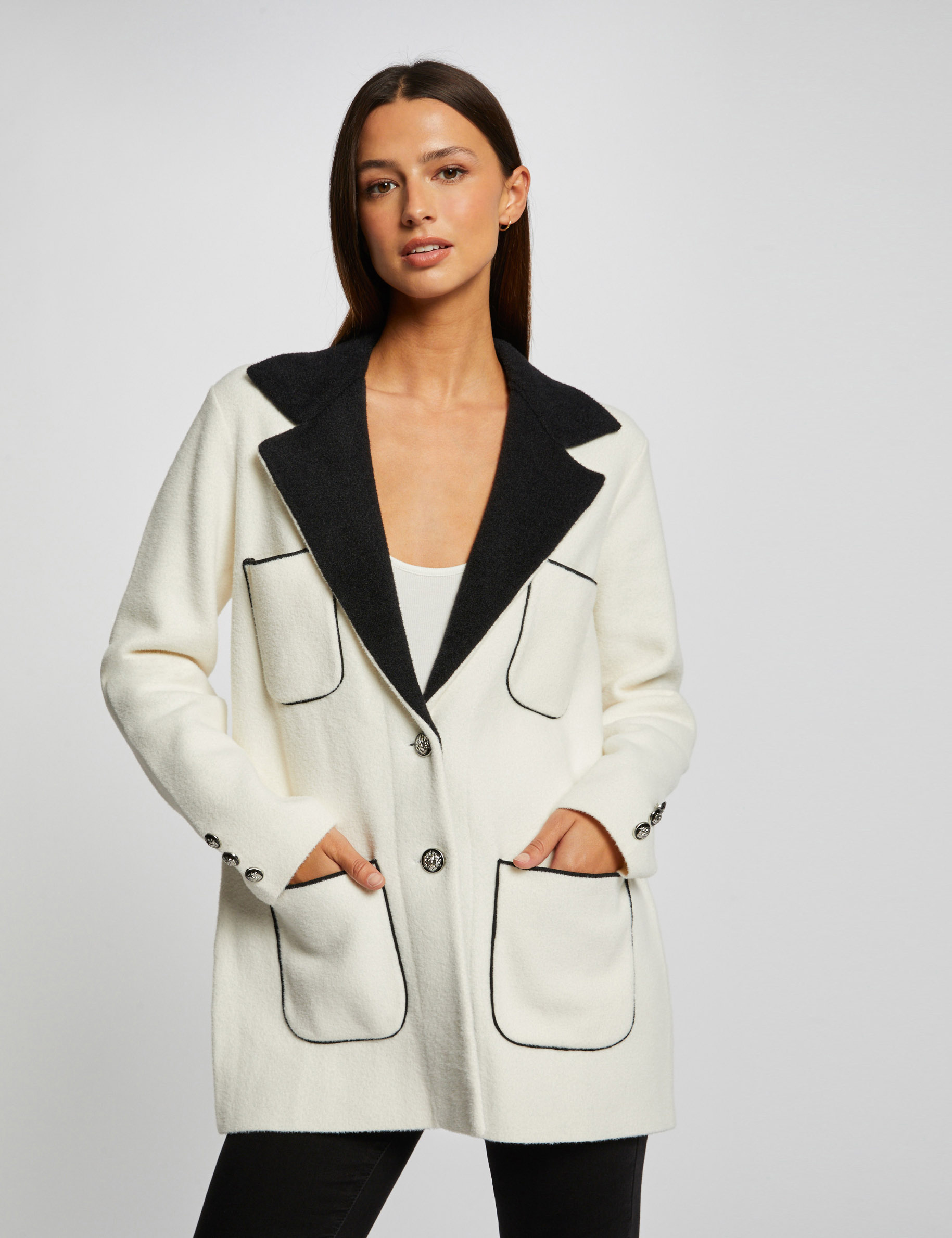 Image of Gilet droit avec poches ecru femme