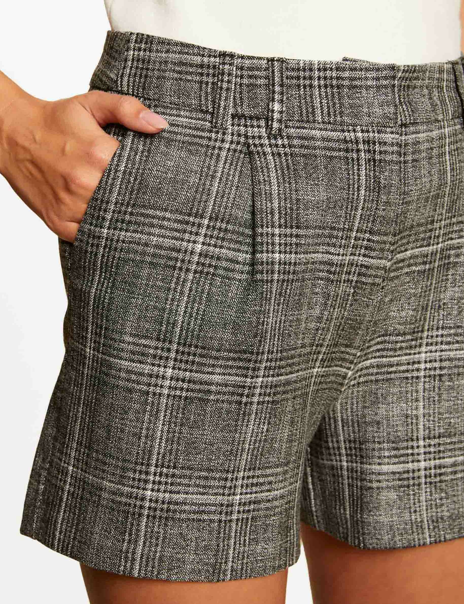 Short city ajusté à carreaux gris moyen femme Short city ajusté à carreaux gris moyen femme